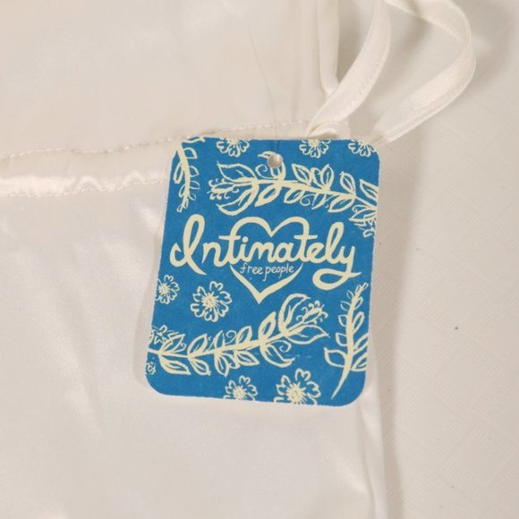 NWT Free People Piece of My Heart Undies Set of Three - Picture 5 of 15